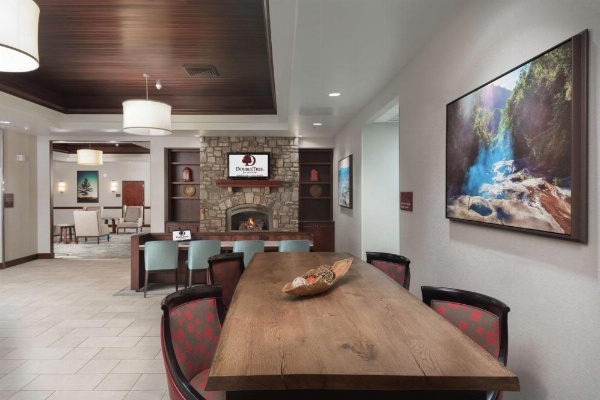 DoubleTree by Hilton Hotel Asheville - Biltmore image 8